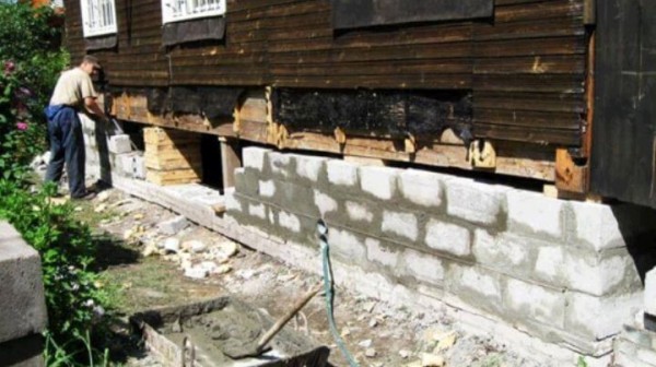 Ремонт фундамента деревянного дома Ремонт фундамента деревянного дома